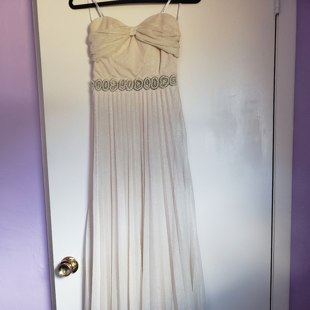Speechless Juniors dress